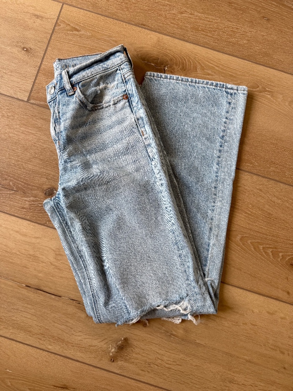 American Eagle Womens Stovepipe Distressed Jeans